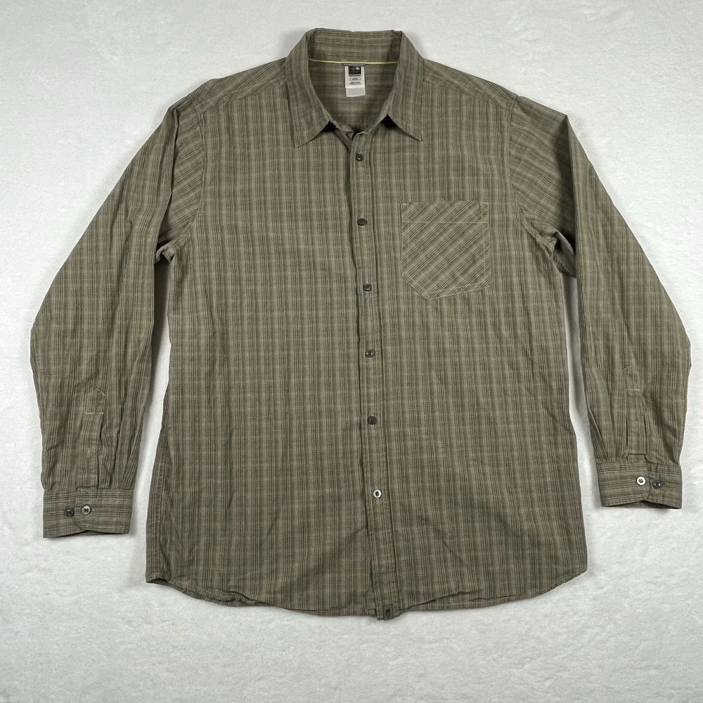 The North Face Men's L Olive Green Tan Plaid Cotton Long Sleeve Button Up Shirt